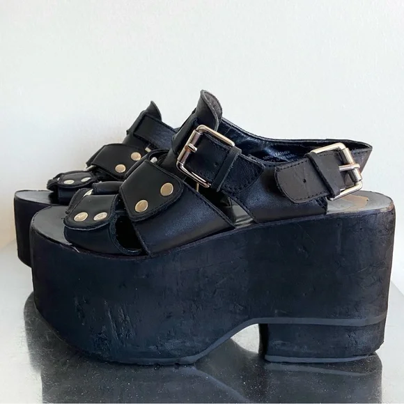 UNIF Chunky Platform O-Ring Hardware Buckle Sandals w/ Ankle Strap - Picture 4 of 10